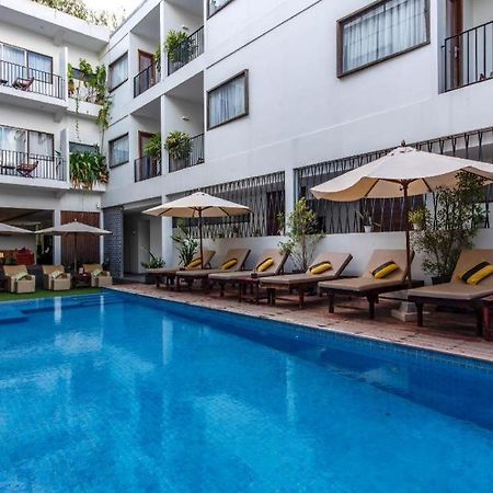 Popular Residence Hotel Siem Reap Exterior photo