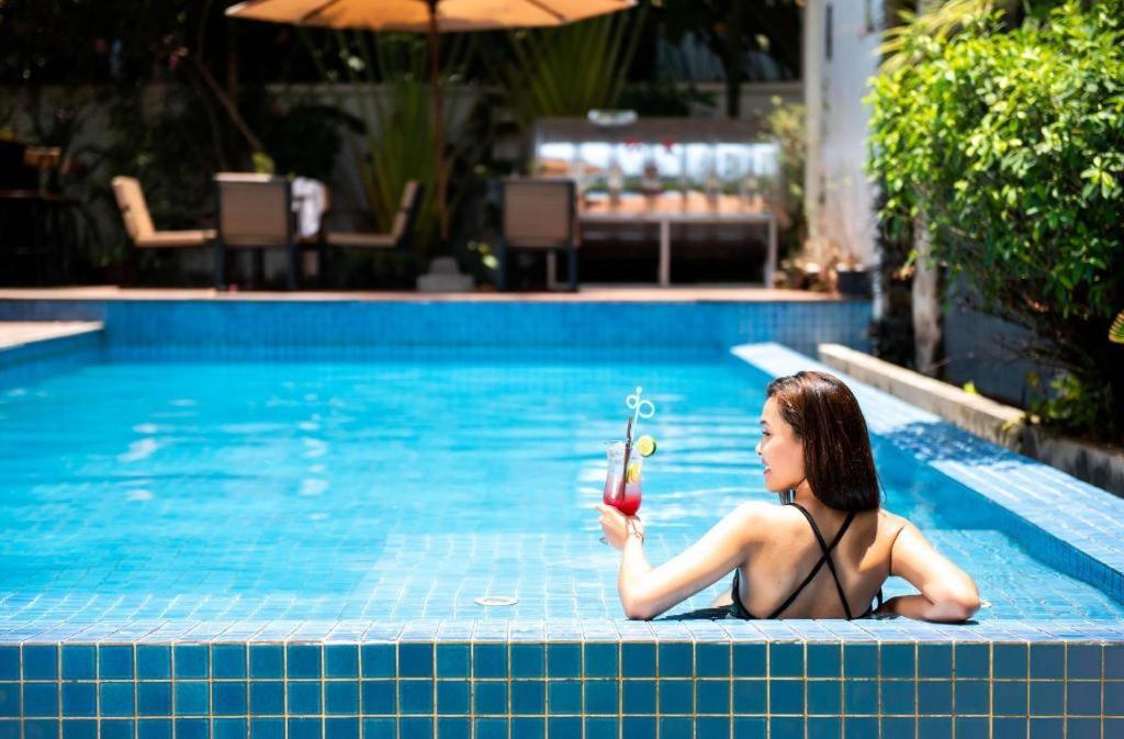Popular Residence Hotel Siem Reap Exterior photo