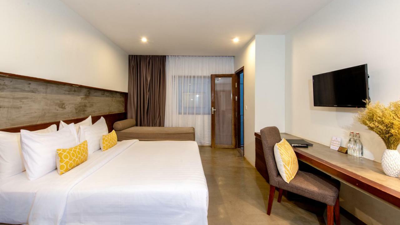 Popular Residence Hotel Siem Reap Exterior photo
